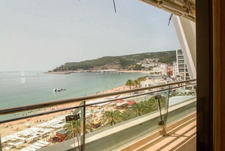 Praia Da California Apartment Sesimbra Exterior photo